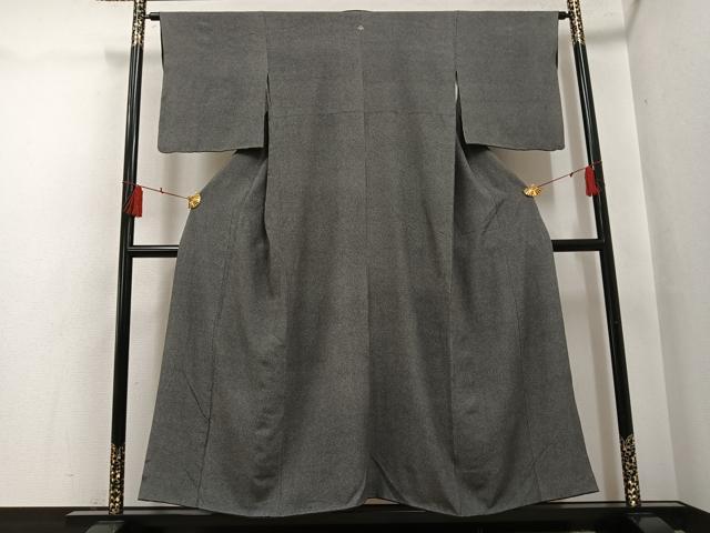 平和屋着物●小紋師　黒岩秀硯　江戸小紋　鮫小紋柄　黒地　正絹　逸品　AABH4077ph 平和屋着物○小紋師 黒岩秀硯 江戸小紋 鮫小紋柄 黒地 正絹 逸品