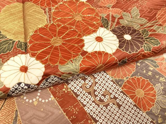 平和屋着物●豪華振袖　駒刺繍　草花文　金彩　正絹　逸品　AABH4086ph