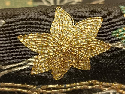 平和屋着物●創業130年　江戸染繍友禅　大彦　黒留袖　刺繍　風景文　金糸　金彩　高島屋扱い　正絹　逸品　AABH0829fy