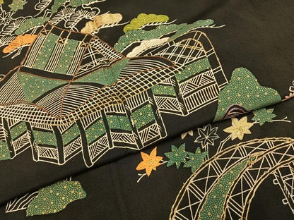 平和屋着物●創業130年　江戸染繍友禅　大彦　黒留袖　刺繍　風景文　金糸　金彩　高島屋扱い　正絹　逸品　AABH0829fy