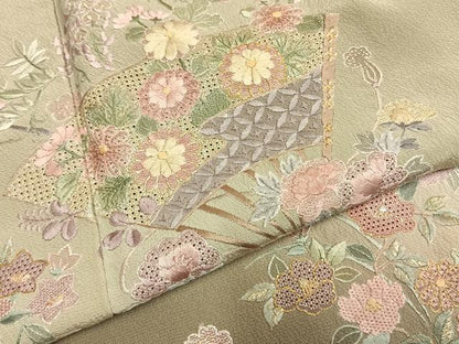 平和屋着物●中国三大刺繍　総刺繍　汕頭刺繍　スワトウ刺繍　訪問着　扇面花文　暈し染め　金彩　正絹　逸品　AABH0839fy
