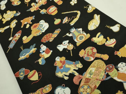 平和屋着物●極上　六通柄袋帯　玩具文様　黒地　金糸　逸品　DZAB5977kh6