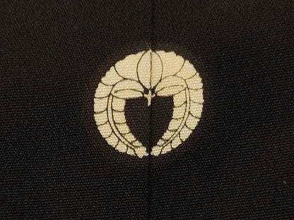 平和屋着物■豪華黒留袖 駒刺繍 飛鶴吉祥熨斗文 金銀彩 正絹 逸品 AABH4413fw