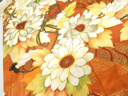 平和屋着物▼豪華振袖　駒刺繍　草花文　金彩　正絹　逸品　AABH3672cs