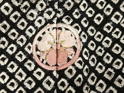 平和屋着物●訪問着　絞り　刺繍　草花文　黒地　金銀彩　三越扱い　正絹　逸品　AABH4097ph