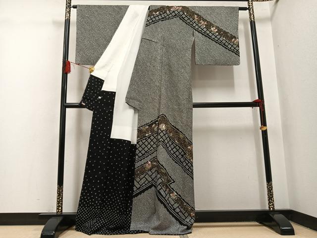 平和屋着物●訪問着　絞り　刺繍　草花文　黒地　金銀彩　三越扱い　正絹　逸品　AABH4097ph
