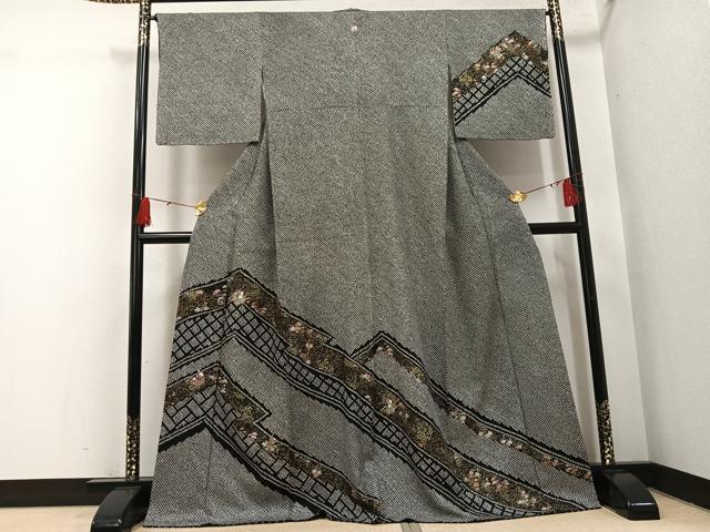 平和屋着物●訪問着　絞り　刺繍　草花文　黒地　金銀彩　三越扱い　正絹　逸品　AABH4097ph