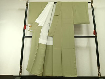 平和屋着物●上質な色無地　若菜色　やまと誂製　反端付き　正絹　逸品　AABH0879fy