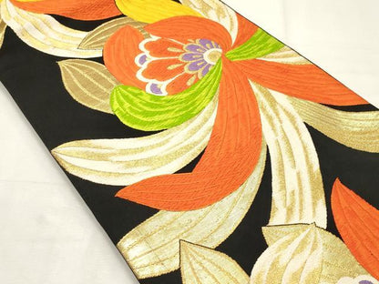 平和屋着物◎六通柄袋帯　唐織　舞花文　黒地　金糸　正絹　逸品　CABF0062vf