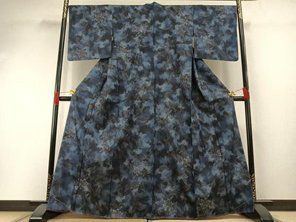 平和屋着物●本場大島紬　花蝶文　正絹　逸品　未使用　AABH4650fy