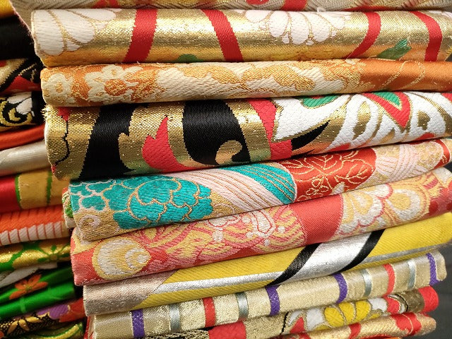 平和屋本店■子供帯 まとめて 35点 鳳凰 鶴 向かい蝶 更紗 花柄 七宝 楽器 アンティーク 金銀糸 など 着用可能多数 未使用品あり ppp3532