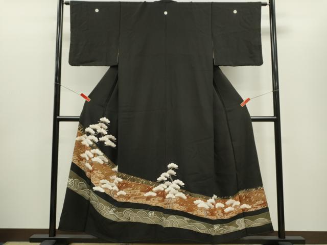 平和屋着物■豪華黒留袖　刺繍　立波飛鶴枝松文　金彩　正絹　逸品　CABD9939ze