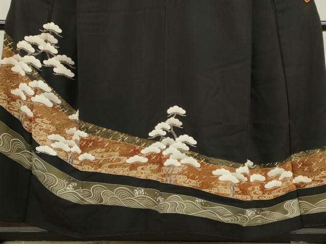平和屋着物■豪華黒留袖　刺繍　立波飛鶴枝松文　金彩　正絹　逸品　CABD9939ze