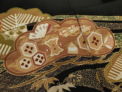 平和屋着物■豪華黒留袖　駒刺繍　松竹梅飛鶴宝尽くし　金彩　正絹　逸品　CABD9933ze