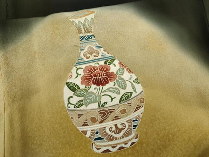 平和屋着物■豪華黒留袖　刺繍　陶器鳳凰更紗花文　暈し染め　金銀彩　正絹　逸品　CABD9932ze