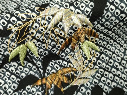 平和屋着物●訪問着　刺繍　鹿の子笹丸文　枝葉シルエット　暈し染め　金彩　金銀糸　正絹　逸品　AABH3742cs