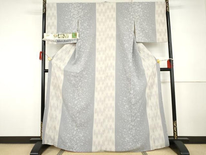 平和屋着物●結城ちぢみ　舞花矢羽根間道　小倉商店　やまと誂製　証紙付き　正絹　逸品　AABH3750cs