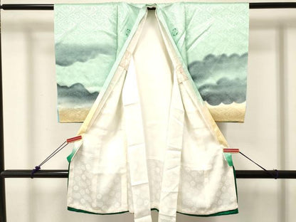 平和屋着物[]お宮参り　男の子　祝着　産着　初着　のしめ　刺繍　虎 寅　笹竹文　暈し染め　金銀彩　逸品　DABC5360ma