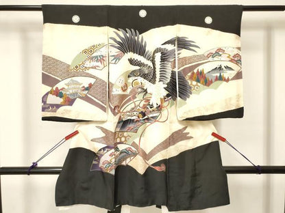 平和屋着物[]お宮参り　男の子　祝着　産着　初着　のしめ　鷹　鷲　地紙重ね　絵巻風景松文　金彩　逸品　DABC5367ma