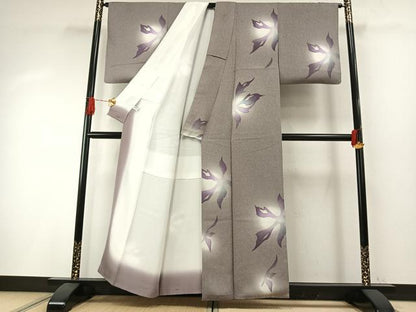 平和屋着物●上質な小紋　舞花文　暈し染め　金彩　正絹　逸品　AABH4771fy