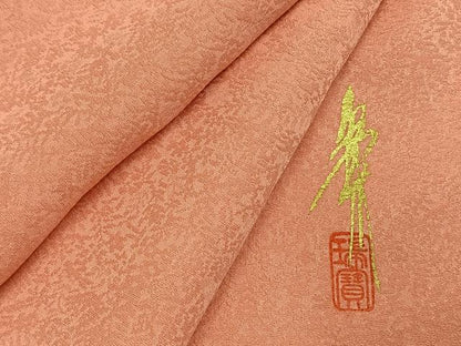 平和屋着物●本草木染作家　瑞寶　色無地　紋意匠　珊瑚色　正絹　逸品　未使用　AABH4805fy