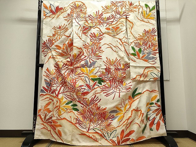 平和屋着物■豪華振袖 駒刺繍 枝松葉 金彩 正絹 逸品 CABE4222ou