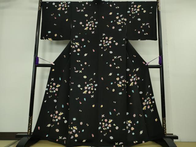 平和屋本店●極上　小紋　宝尽くし　黒地　鬼しぼ縮緬　逸品　DZAA7054kh6