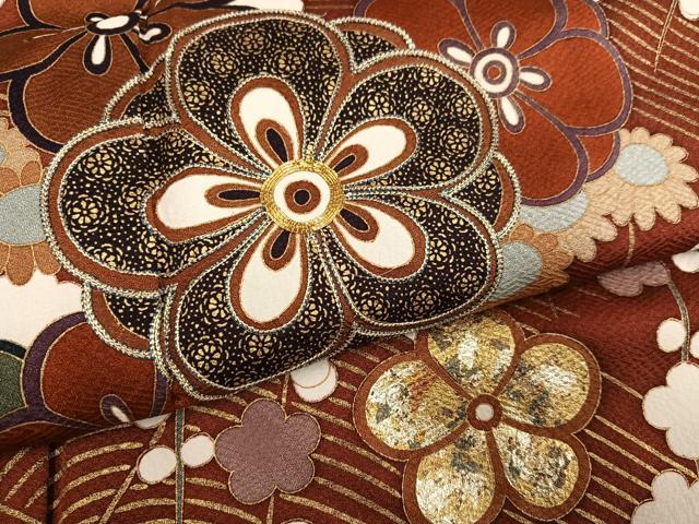 平和屋着物●豪華振袖　駒刺繍　梅松文　金彩　正絹　逸品　AABH6901ph