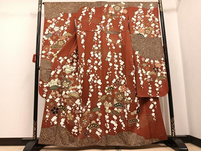 平和屋着物●豪華振袖　駒刺繍　梅松文　金彩　正絹　逸品　AABH6901ph