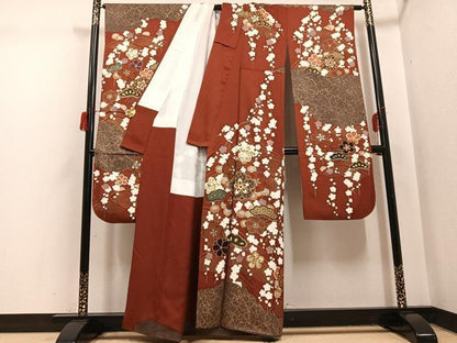 平和屋着物●豪華振袖　駒刺繍　梅松文　金彩　正絹　逸品　AABH6901ph