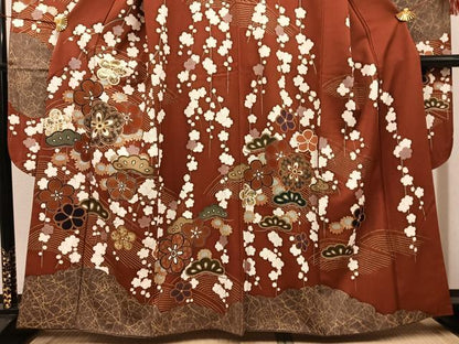 平和屋着物●豪華振袖　駒刺繍　梅松文　金彩　正絹　逸品　AABH6901ph