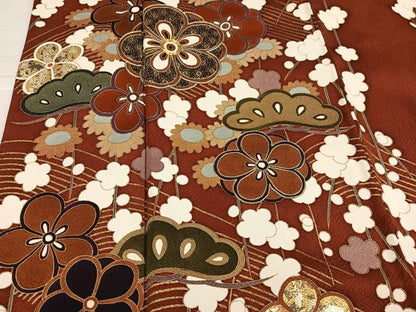 平和屋着物●豪華振袖　駒刺繍　梅松文　金彩　正絹　逸品　AABH6901ph