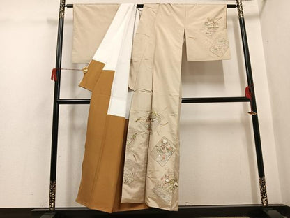 平和屋着物●本場大島紬　訪問着　総刺繍　中国三大刺繍　スワトウ刺繍　汕頭刺繍　松竹梅色紙風景文　正絹　逸品　AABH6922ph
