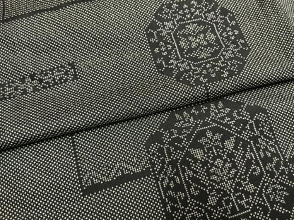 平和屋着物●本場大島紬　一元絣　亀甲花文　山口茂美作　証紙付き　正絹　逸品　AABH4890fy