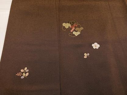 平和屋着物●訪問着　刺繍　草花文　金糸　鬼しぼ縮緬　正絹　逸品　AABH6941ph
