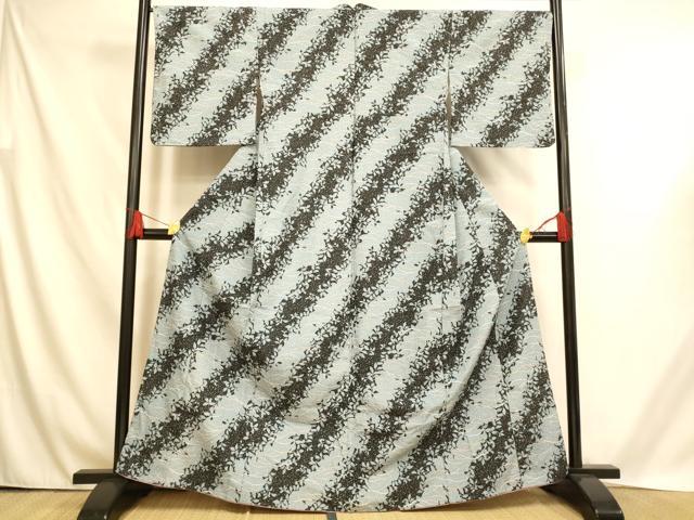 平和屋着物■小紋　草花芝文　たたき染め　黒地　洗える着物　AABH4538fw