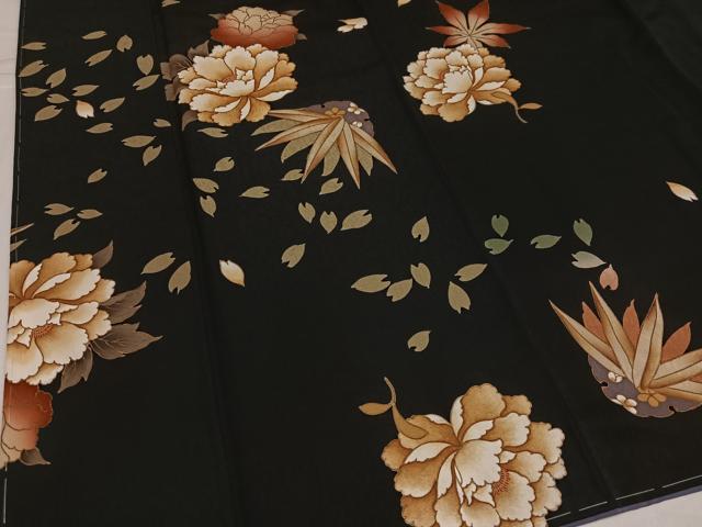 平和屋着物●訪問着　草花文　黒地　金彩　正絹　逸品　未使用　AABH8266ph