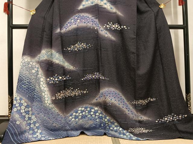 平和屋着物○訪問着 絞り 草花文 暈し染め 金彩 銀通し地