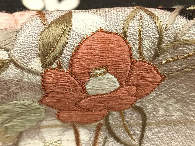 平和屋着物●訪問着　駒刺繍　枝花文　黒地　金糸　金銀彩　正絹　逸品　AABH4994fy