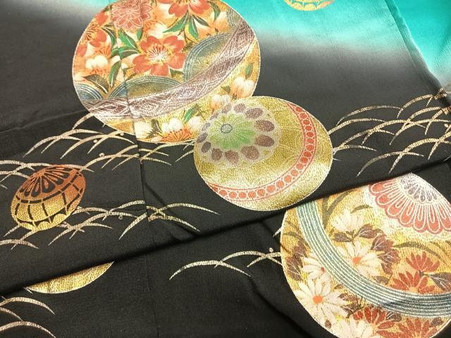 平和屋着物●豪華振袖　鞠　暈し染め　金銀彩　ロング丈　正絹　逸品　AABH5027fy