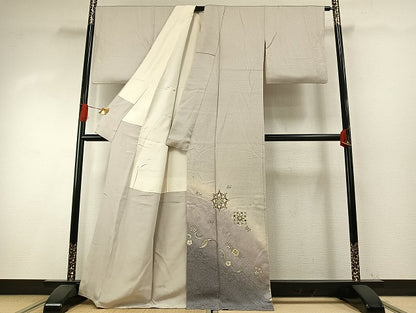 平和屋着物●染色家　岸上純平　色留袖　吉祥花文　暈し染め　銀通し地　正絹　逸品　AABH5038fy