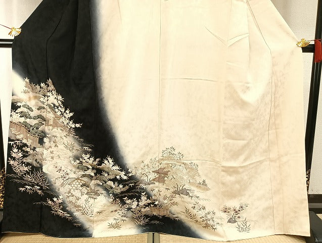 平和屋着物●訪問着　駒刺繍　松竹梅　風景文　暈し染め　金彩　正絹　逸品　AABH5037fy