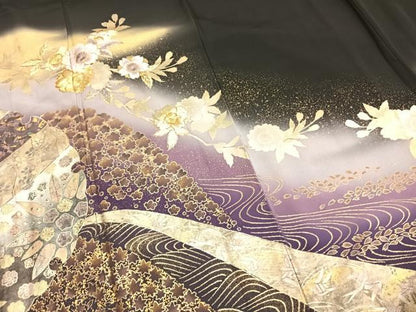 平和屋着物●豪華黒留袖　作家物　泰常　駒刺繍　王朝刺繍　枝花文　暈し染め　金銀糸　金銀彩　やまと誂製　正絹　逸品　AABH5106fy