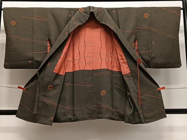 平和屋着物＃道中着　幾何学文　海松色　正絹　逸品　CABE5025ua