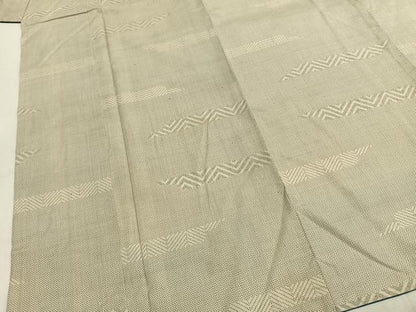 平和屋着物●本場大島紬　白大島　一元絣　幾何学文様　正絹　逸品　AABH5139fy