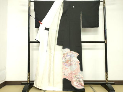 平和屋着物■豪華黒留袖　駒刺繍　地紙花鳥文　正絹　逸品　DABE7648cd