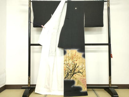 平和屋着物■豪華黒留袖　刺繍　枝梅文　暈し染め　金彩　正絹　逸品　DABE7644cd
