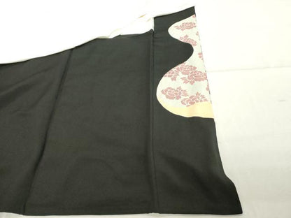平和屋着物■豪華黒留袖 駒刺繍 御所車花文 正絹 逸品 DABE7704cd