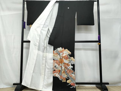 平和屋着物■豪華黒留袖　駒刺繍　束ね熨斗花文　金彩　正絹　逸品　CABF6823fb