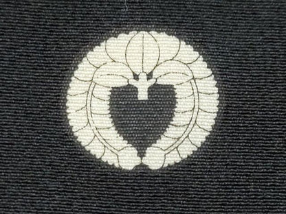 平和屋着物■豪華黒留袖　刺繍　群鶴枝松葉文　金彩　正絹　逸品　CABF6825fb